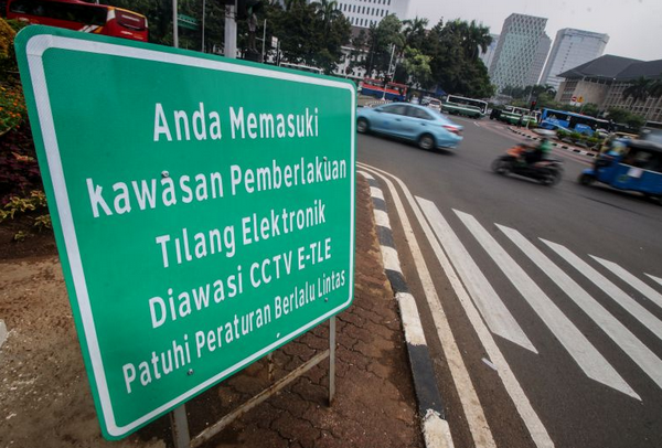 Ribuan pelanggar ganjil genap di Jakarta kena tilang