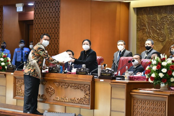 DPR sahkan RUU Ciptaker, Muhammadiyah: Mereka takut di-PAW