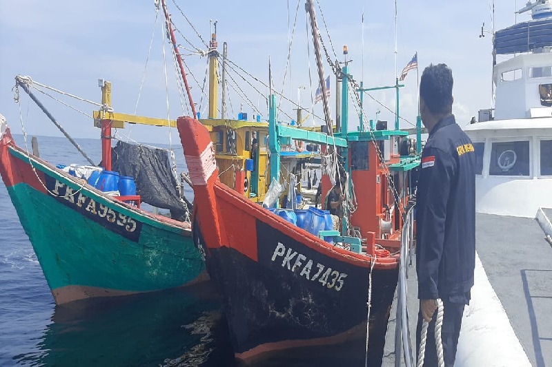 Dua kapal ikan asing Ilegal ditangkap di Selat Malaka