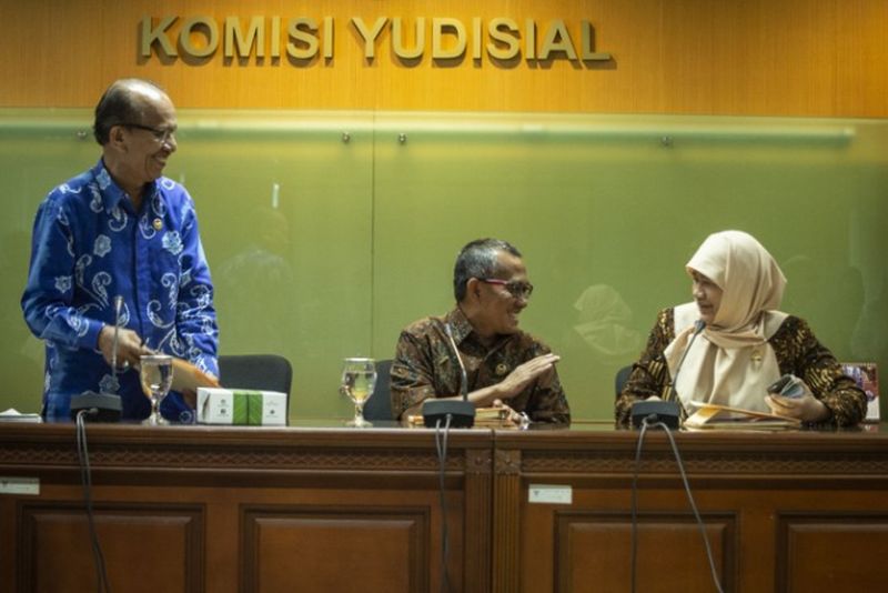 Komisi Yudisial tetapkan Mukti Fajar sebagai ketua