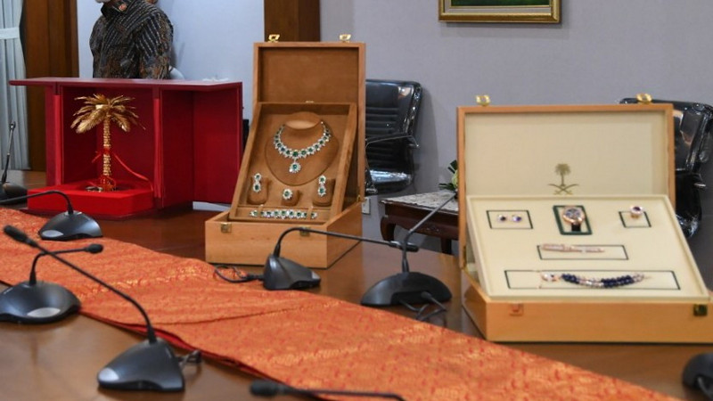 Respons KPK soal museumkan barang gratifikasi dari Raja Salman