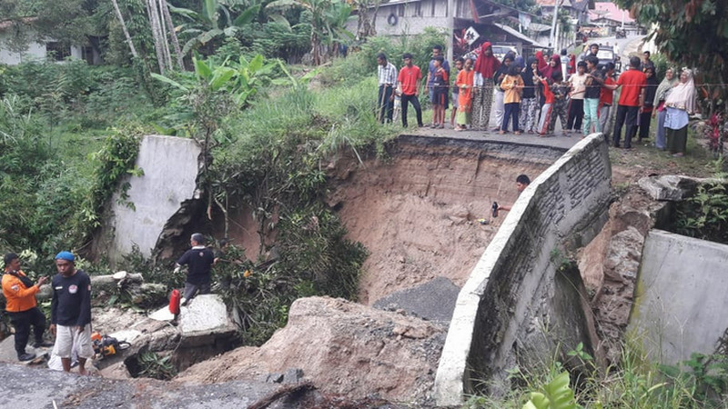 1.223 orang sempat terisolasi di Sumbar imbas hujan deras