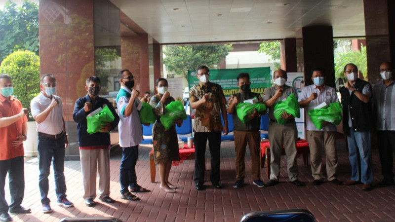 May Day, BP Jamsostek Jakpus bagikan 500 paket sembako ke pekerja