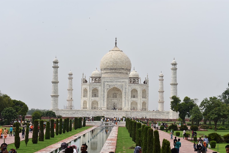 5 fakta Taj Mahal “monumen cinta” sang raja
