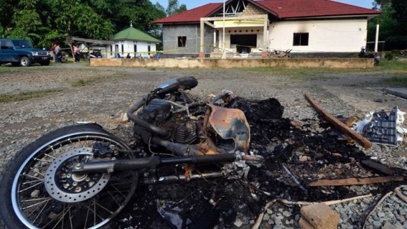 Polisi tetapkan 10 tersangka kasus pembakaran Polsek Candipuro