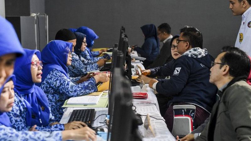 Anies beber kendala pendaftaran PPDB Jakarta 2021