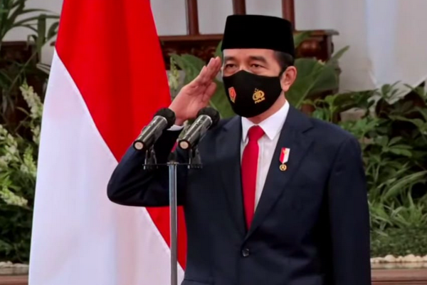 Jokowi minta menteri-kepala daerah jalankan rekomendasi BPK
