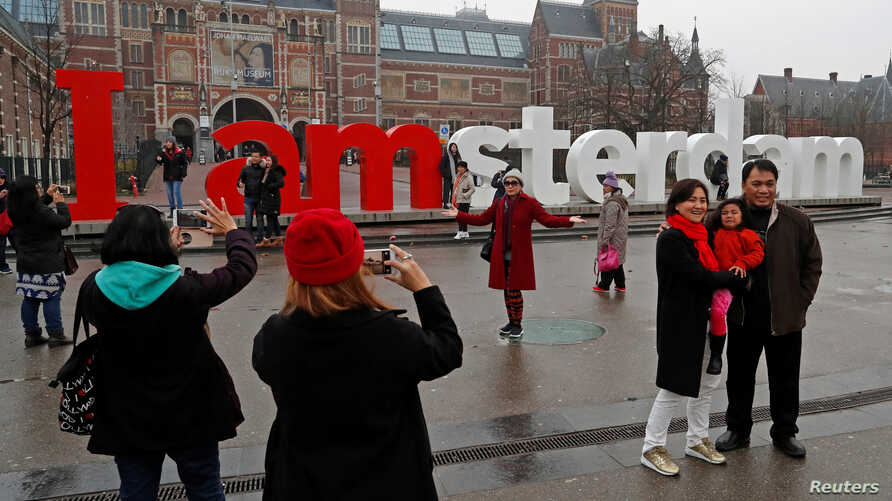 Amsterdam tak mau terima lagi turis berengsek 
