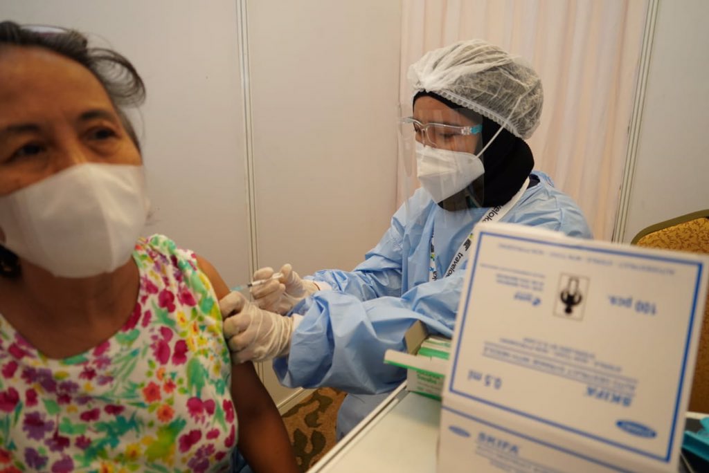 Vaksinasi harian Indonesia capai 1,3 juta dosis