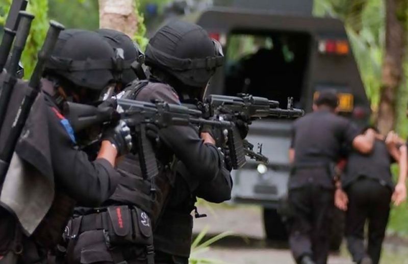 Densus 88 tangkap 2 orang terduga teroris di Duren Sawit