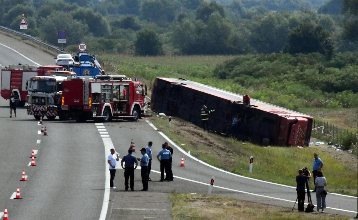 Kecelakaan bus di Kroasia tewaskan 10 orang karena supir tertidur
