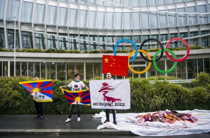 Kongres  AS damprat Coca-Cola, Airbnb dkk karena sponsori Olimpiade 2022 China 