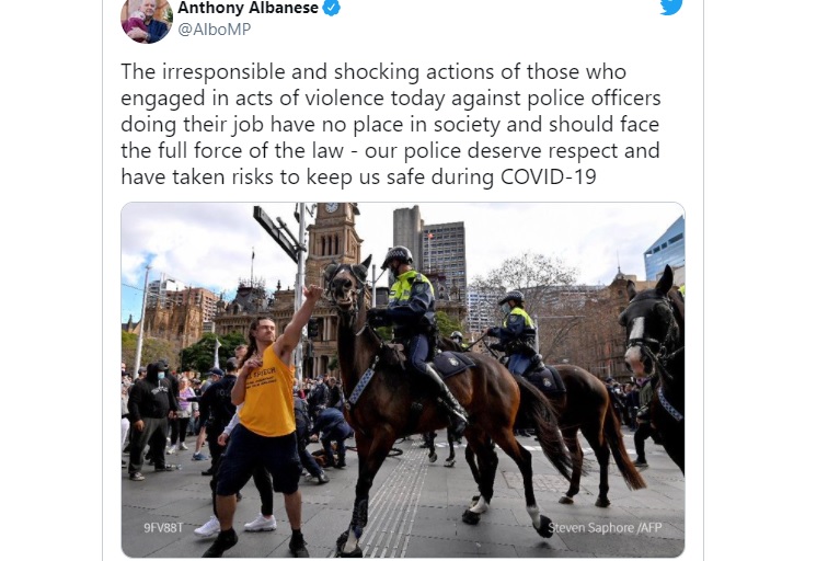 Demonstran yang pukul kuda polisi menolak dites Covid