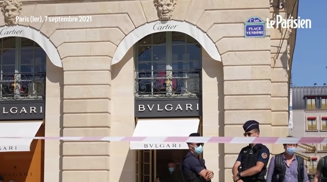 Perampok tampil elegan gasak perhiasan 10 juta euro dari toko Bulgari Paris