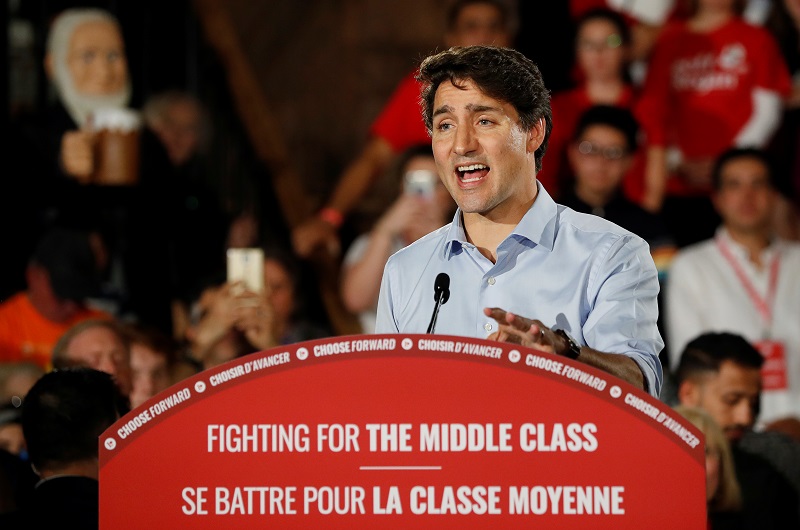 Pemilu Kanada: Pria didakwa karena melemparkan batu ke PM Kanada