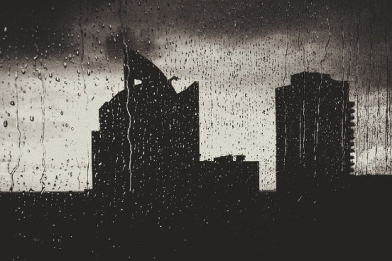 BMKG: Waspada hujan lebat disertai pertir di Jakarta hari ini