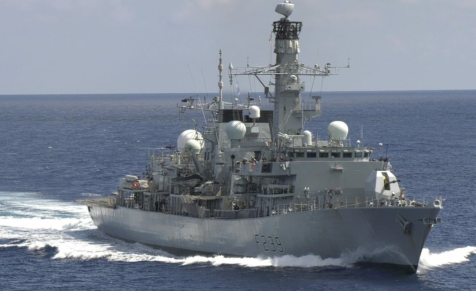 China menuduh angkatan laut Inggris memiliki 'niat jahat' 