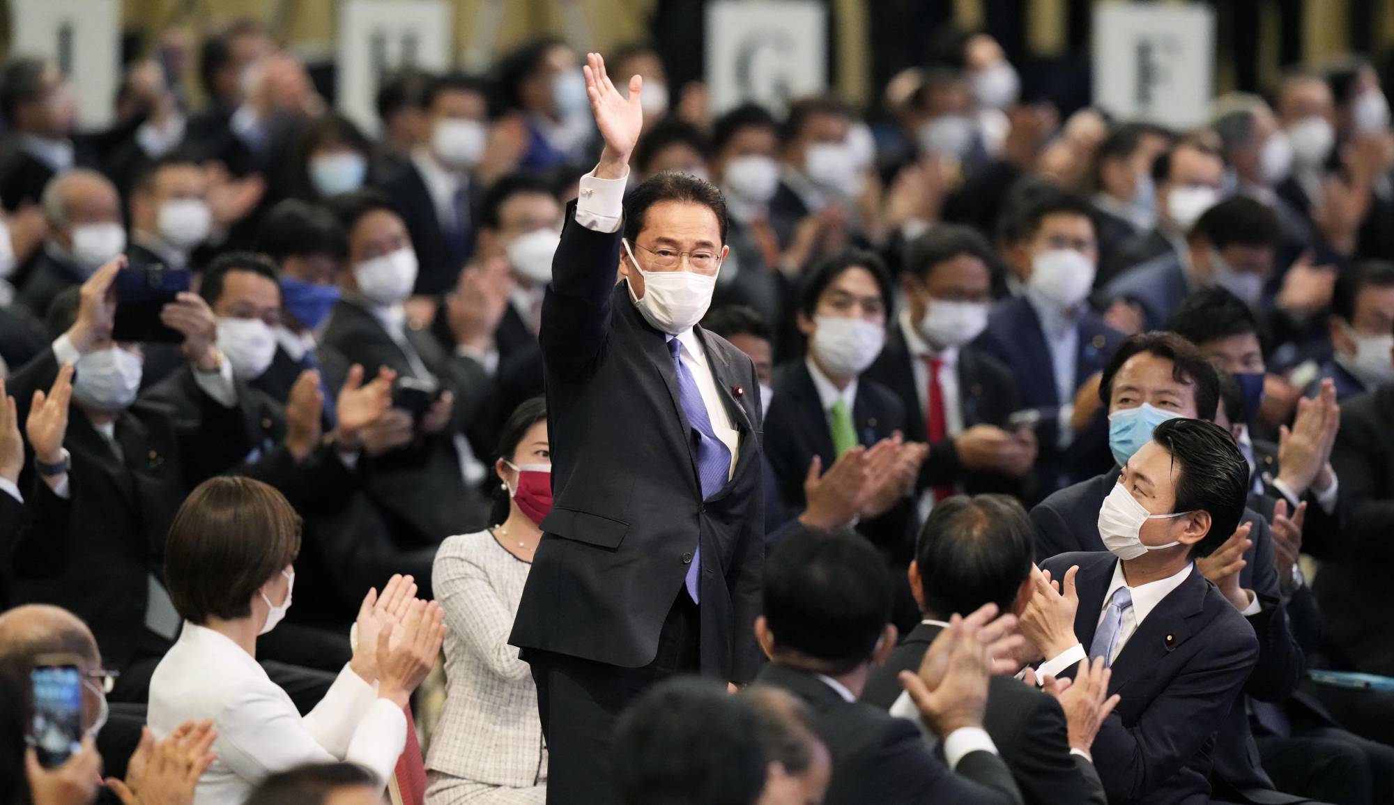 Tidak menjual janji perubahan, Kishida bakal menjadi PM Jepang yang baru