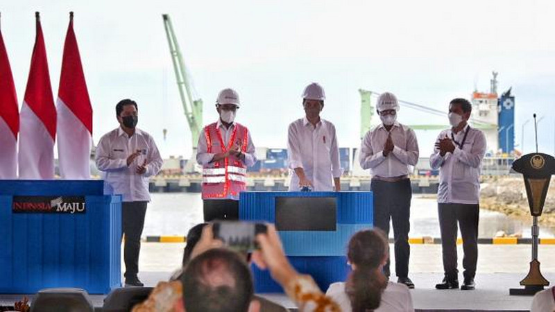 Jokowi Resmikan Terminal Multipurpose Wae Kelambu