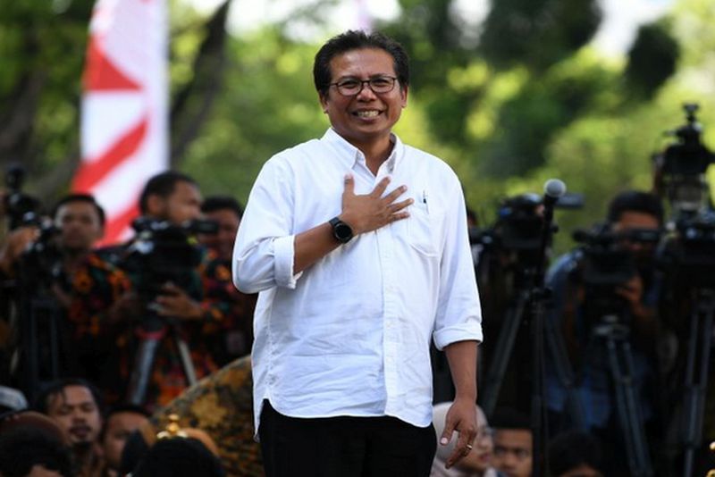 Jokowi lantik Fadjroel Rachman dan Rosan jadi Dubes RI hari ini
