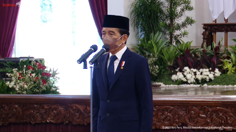 Jokowi anugerahkan gelar Pahlawan Nasional 4 tokoh, dan Bintang Jasa kepada 300 nakes