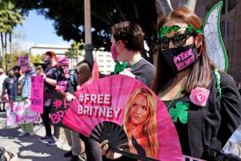 Nyaris 14 tahun, Britney Spears akhirnya bebas konservatori