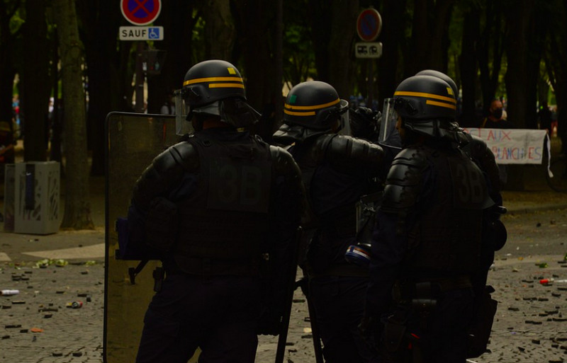 Kerusuhan dan penjarahan di Guadeloupe, Prancis kirim pasukan elite