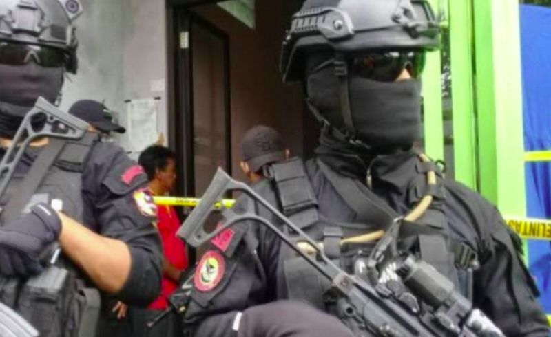 Empat teroris yang ditangkap di Batam terkait Syam Organizer