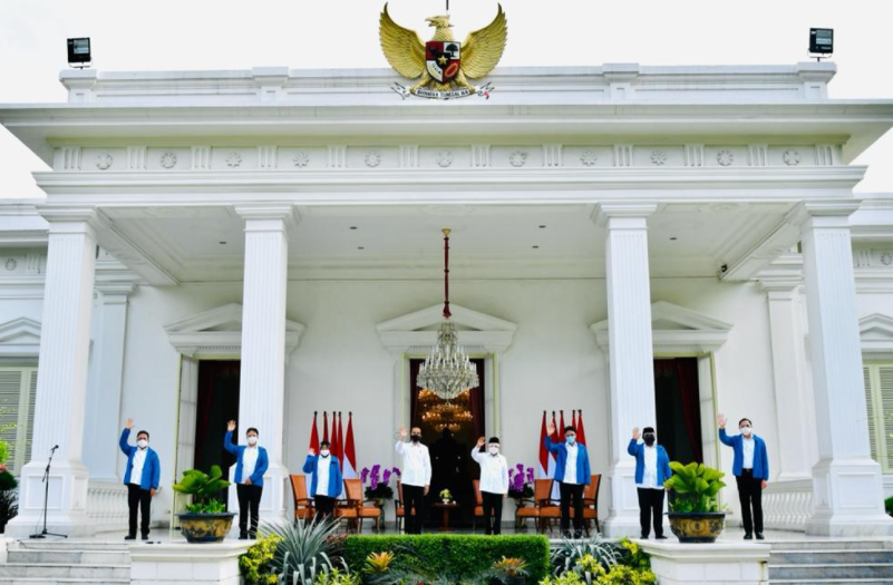 Tambah wakil menteri jadi politik akomodasi Presiden Jokowi yang memboroskan