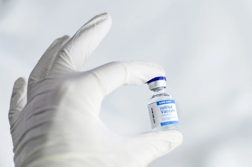 Israel tawarkan vaksin Covid-19 dosis keempat untuk berusia 60 tahun ke atas