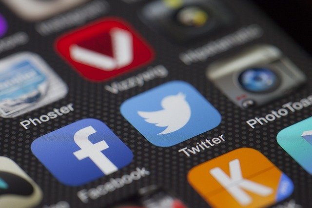 Riset: Empat gubernur dapat ulasan terbesar di media sosial