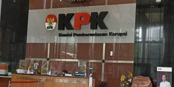 KPK periksa Ketua Fraksi Nasdem DPRD DKI  Wibi terkait kasus Bupati Probolinggo