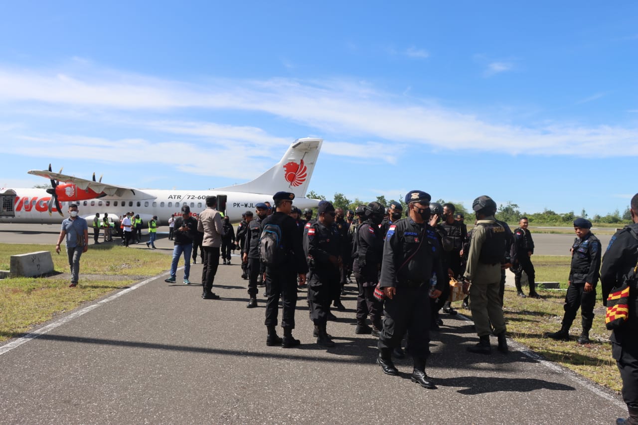 Polisi terjunkan anggota brimob jaga keamanan di Yahukimo 