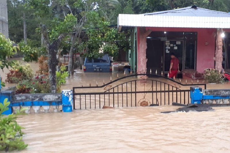 865 unit rumah terendam banjir di Kabupaten Toli-toli 