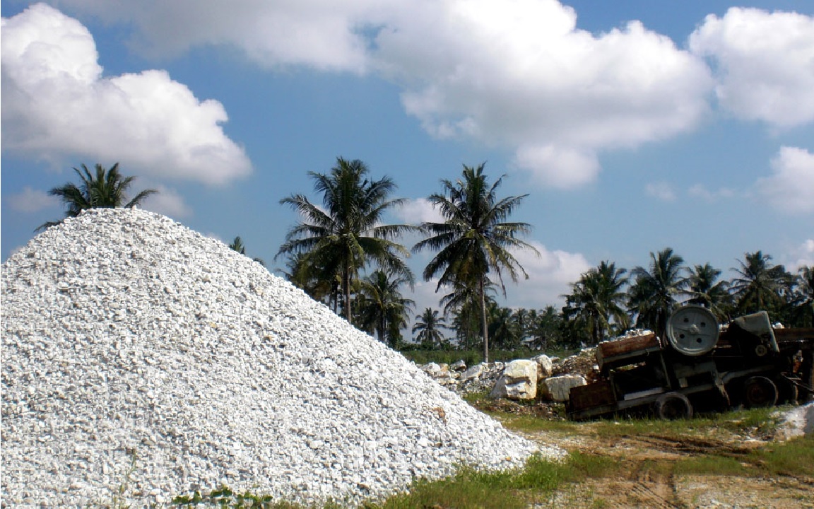 Langgar Perda Tata Ruang, DPMPTSP Pesawaran segel tambang mineral di Gedong Tataan