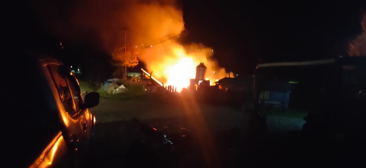 KKB kembali berulah dengan membakar rumah warga, ada korban jiwa