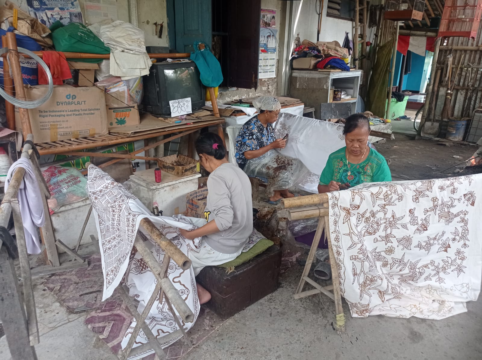 Pengrajin batik apresiasi kebijakan Bupati Pemalang soal baju ASN