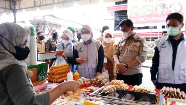 Awasi peredaran bahan makanan berbahaya, Pemkab Kukar sidak Pasar Ramadan