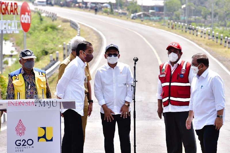 Presiden resmikan Jalan Lingkar Brebes-Tegal