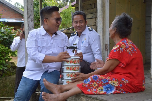 Camat Tenggarong Kukar diminta urus kepesertaan BPJS lansia yang belum terdaftar