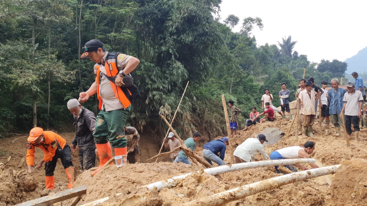 Banjir dan longsor telan korban jiwa di Bogor