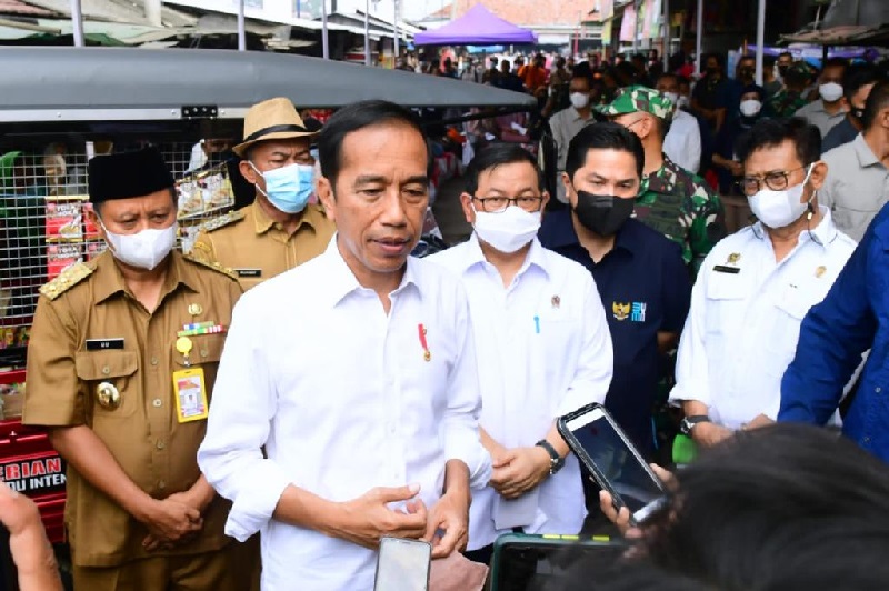 Respons Presiden Jokowi atas Mendag yang mengampanyekan anaknya lewat migor