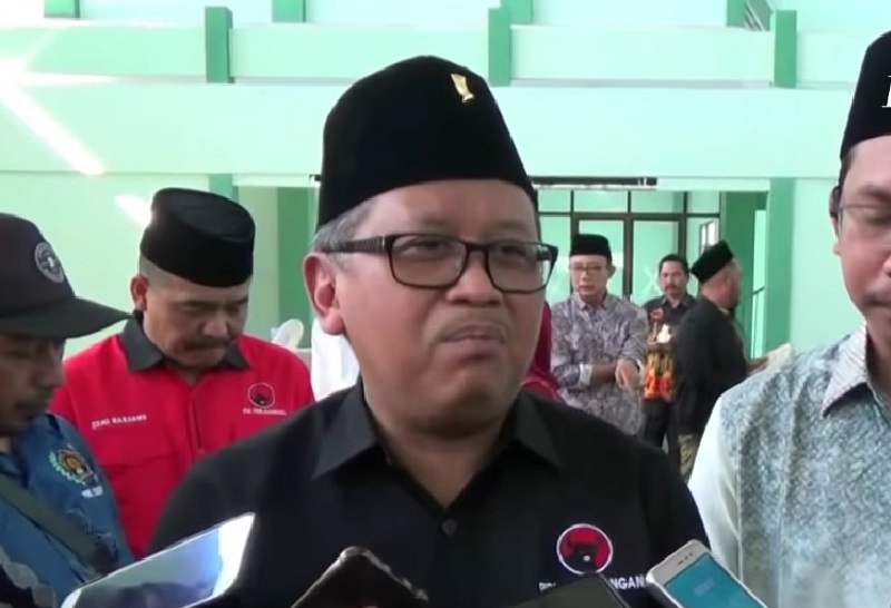 Hasto bantah larang Ganjar Pranowo keluar kota untuk 'kampanye' Pilpres 2024