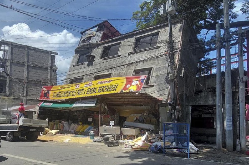 Gempa di Filipina Utara tewaskan 5 orang dan puluhan lainnya terluka