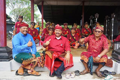 Pemkab Kukar salurkan bantuan rumah ibadah Rp230 juta ke Pura Pasupati PHDI