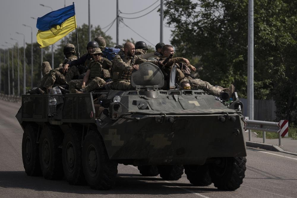 Pasukan Rusia di timur laut Kharkiv mundur setelah serangan balasan Ukraina