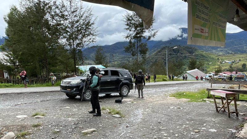 Polisi siapkan operasi penyelamatan 10 pekerja korban teror KKB Papua