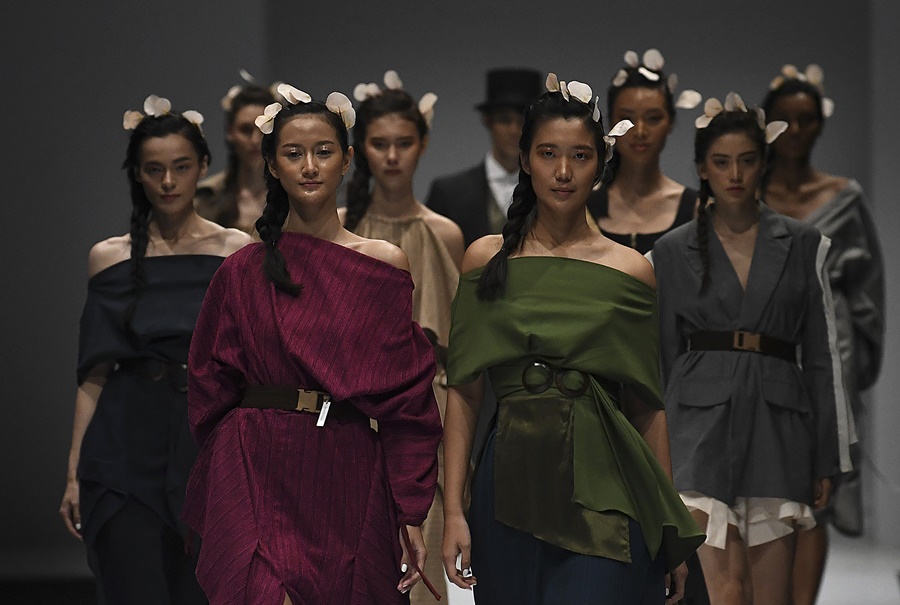 Jakarta Fashion Week 2023 digelar secara luring pada Oktober 2022