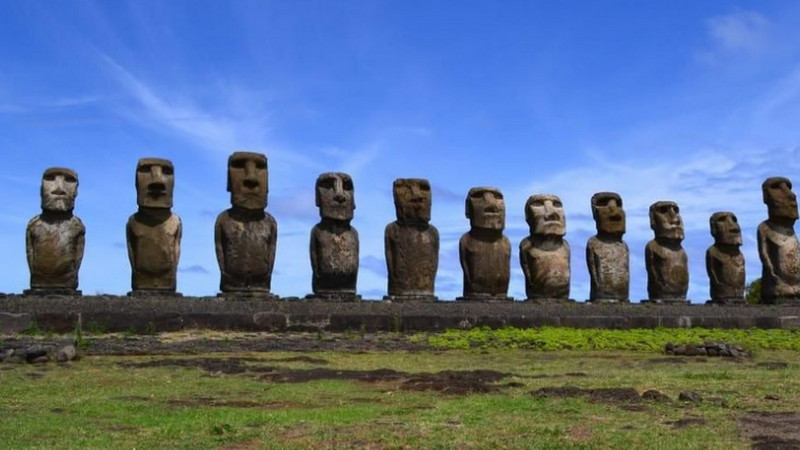 Kerusakan patung Moai akibat kebakaran di Pulau Paskah tak bisa diperbaiki