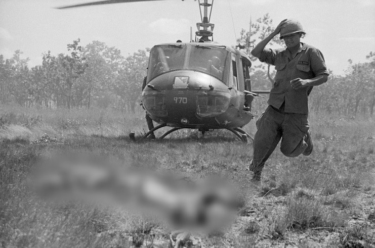 Sekelumit wartawan legendaris Joe Galloway dan pahlawan Perang Vietnam